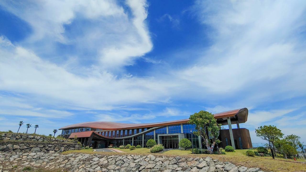 Camphortree Hotel And Resort Čedžu Exteriér fotografie